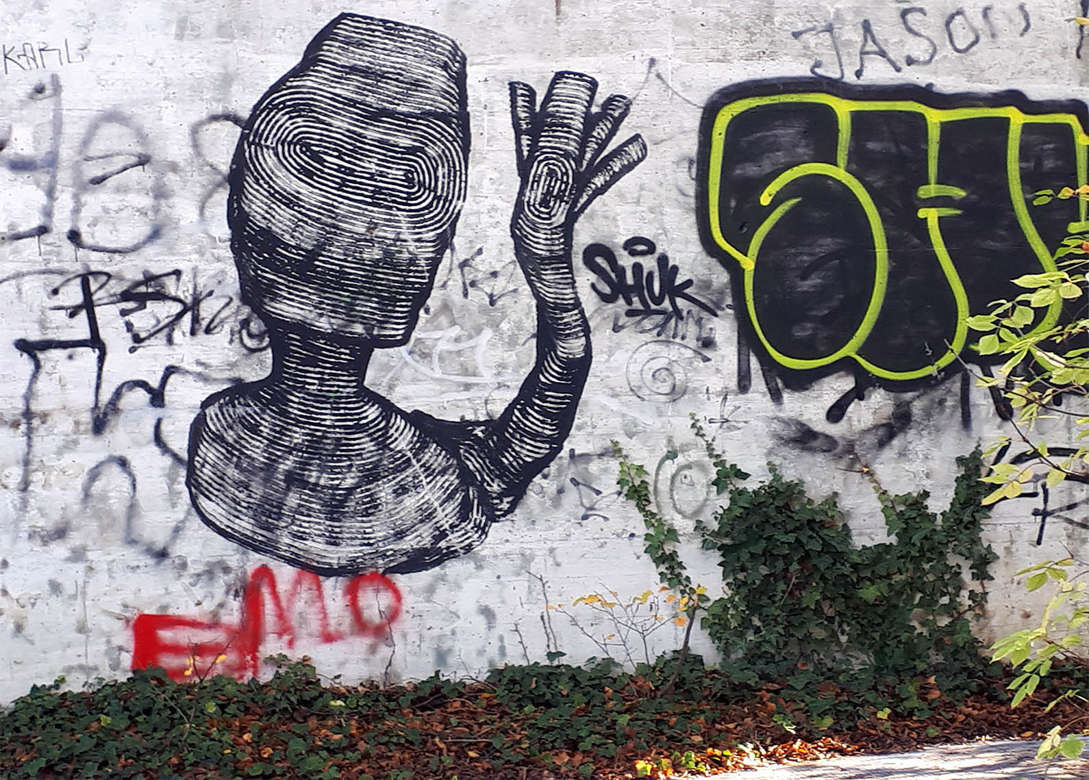 Graffiti in Wien im Kurpark Oberlaa